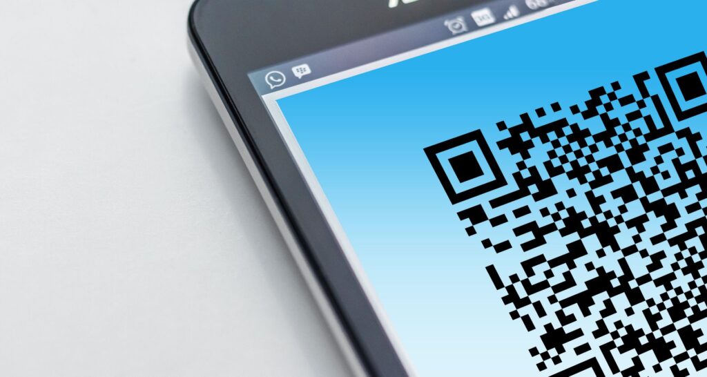 Шахрайство з QR-кодами: як працює схема і як захиститися Шахрайство з QR-кодами: як працює схема і як захиститися